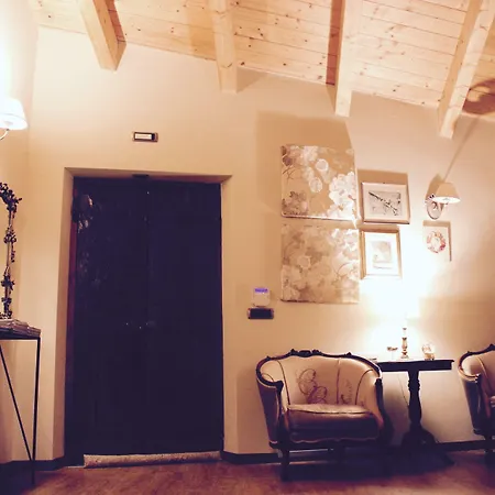 Hotel Cascina Castagneto CastellʼAlfero
