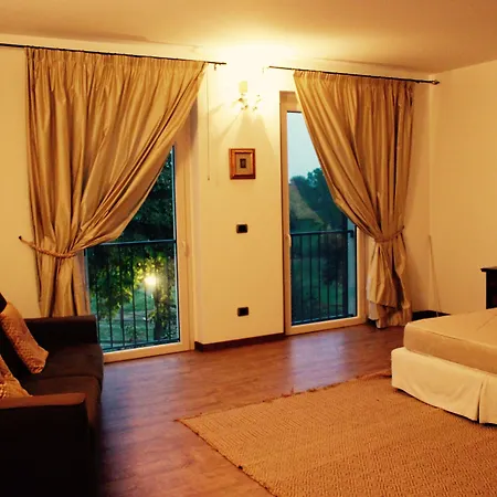 Отель Cascina Castagneto 4*