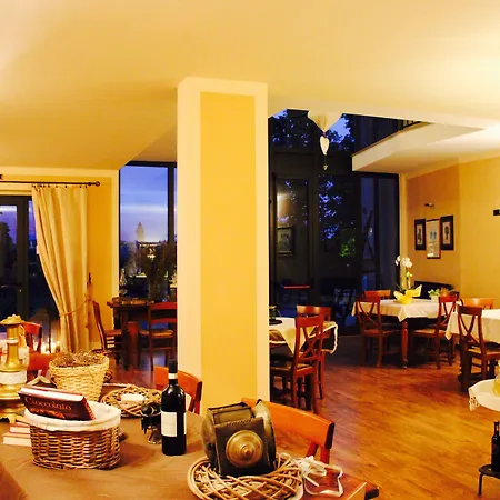Отель Cascina Castagneto Castell'Alfero