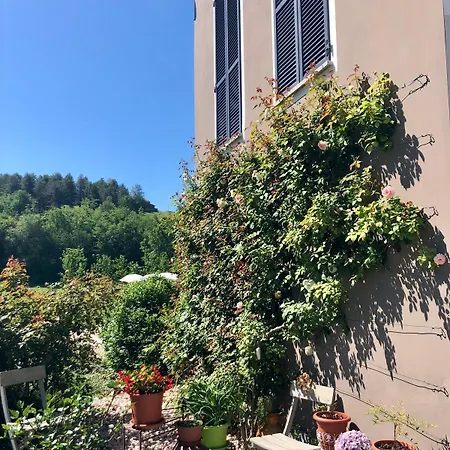 Cascina Castagneto Hotel 4*