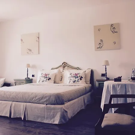 Отель Cascina Castagneto 4*