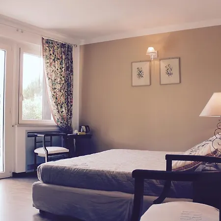 Hotel Cascina Castagneto 4*