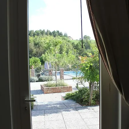 Hotel Cascina Castagneto 4*