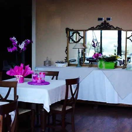 Hotel Cascina Castagneto 4*
